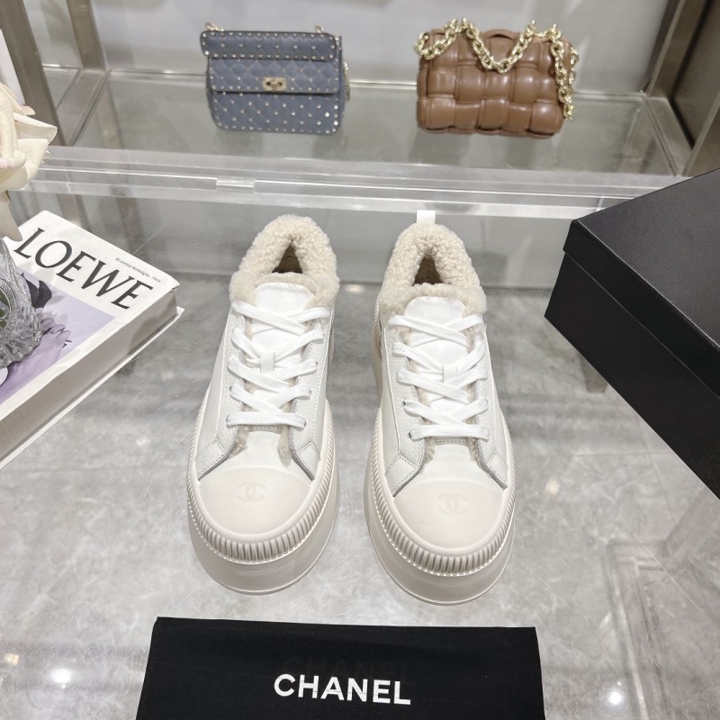 Ch**el sport shoes